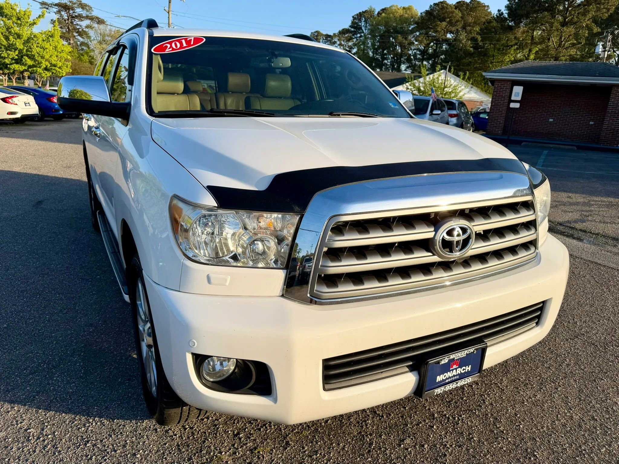 Used 2017 Toyota Sequoia Limited w/ Safety & Convenience Package AWD/4WD image 7