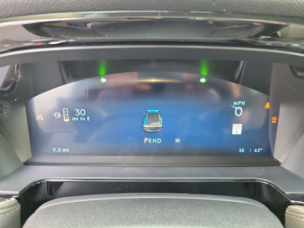 New 2026 Lincoln Corsair Premiere image 25