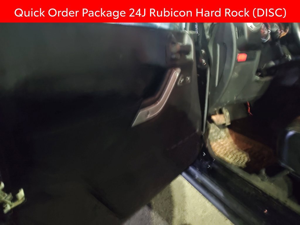 Used 2017 Jeep Wrangler Unlimited Rubicon AWD/4WD image 7