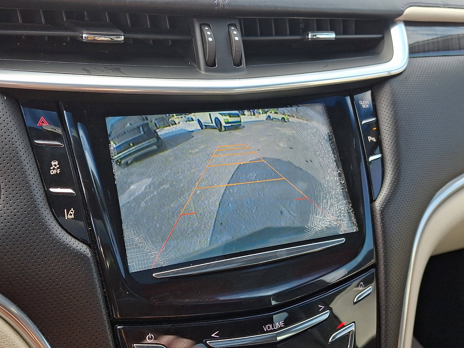 Used 2013 Cadillac XTS Platinum image 18