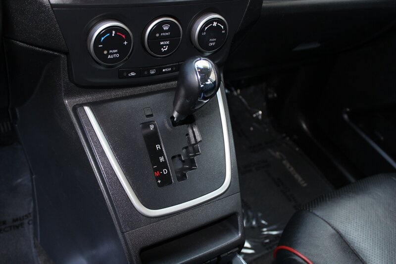 Used 2012 MAZDA MAZDA5 Grand Touring FWD image 12