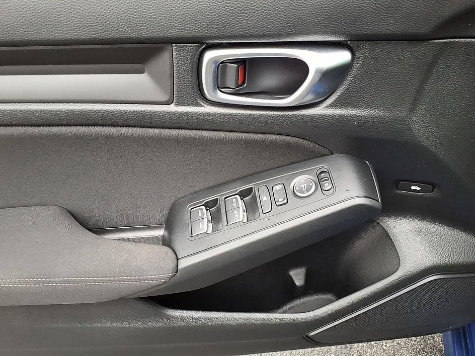 Certified 2024 Honda Civic Sport image 11