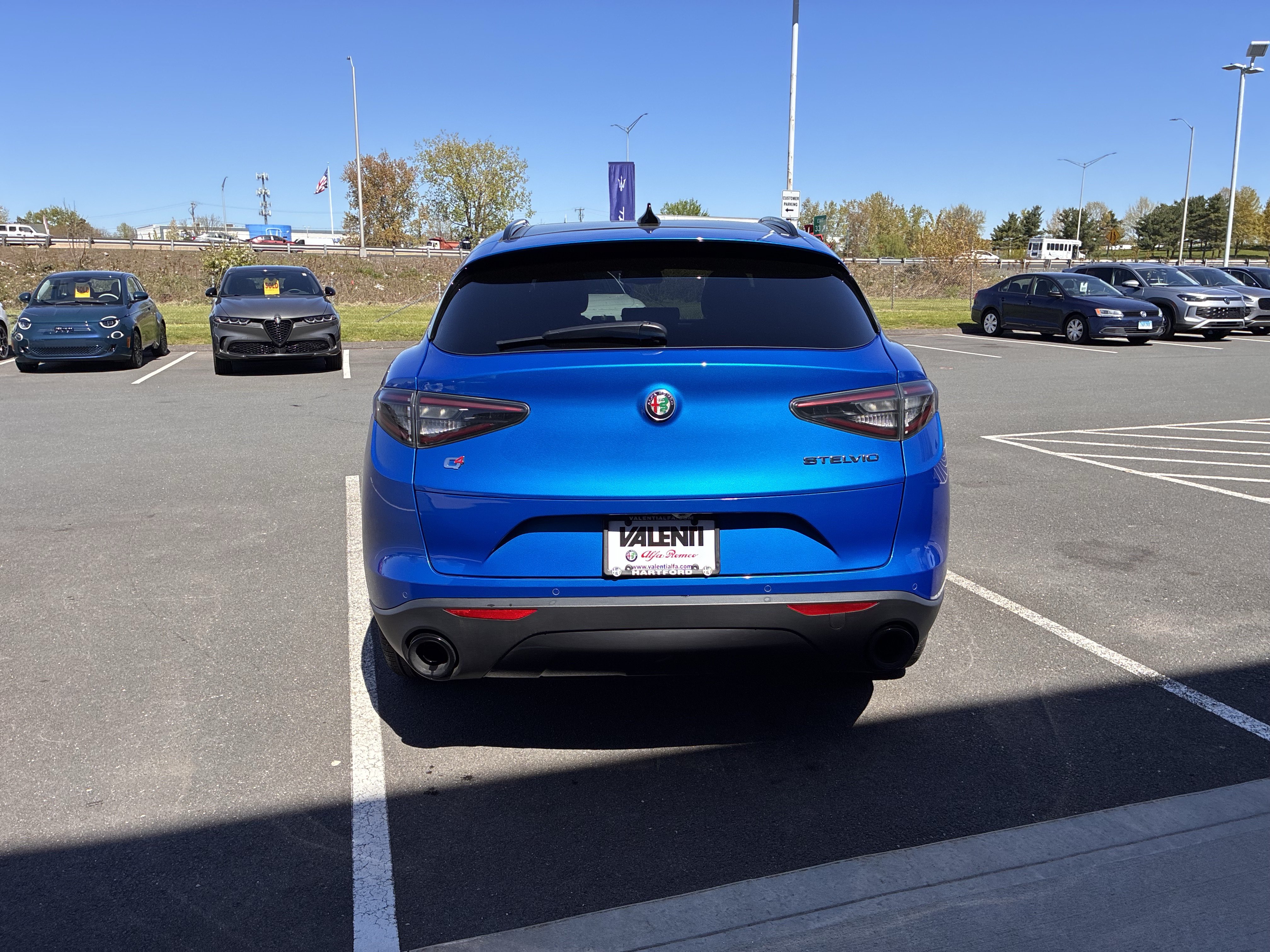New 2025 Alfa Romeo Stelvio Sprint w/ Convenience Package AWD/4WD image 8