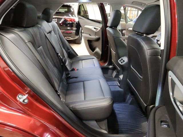 Certified 2024 Buick Envision Avenir image 30