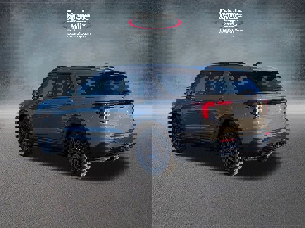 New 2026 Ford Explorer ST-Line w/ ST-Line Street Pack image 8