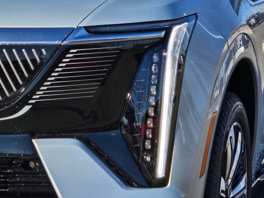 New 2025 Cadillac Escalade IQ Luxury 2 w/ LPO, Etrunk Organizer Package image 42