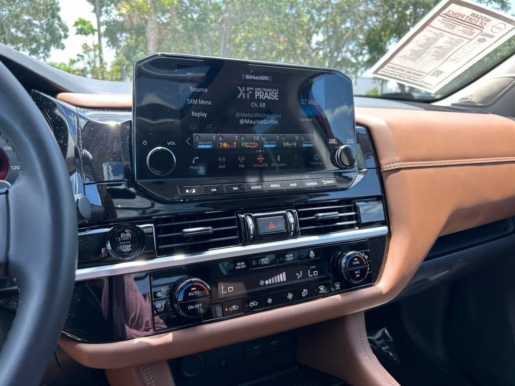 Certified 2025 Nissan Pathfinder Platinum w/ Cargo Package FWD image 33