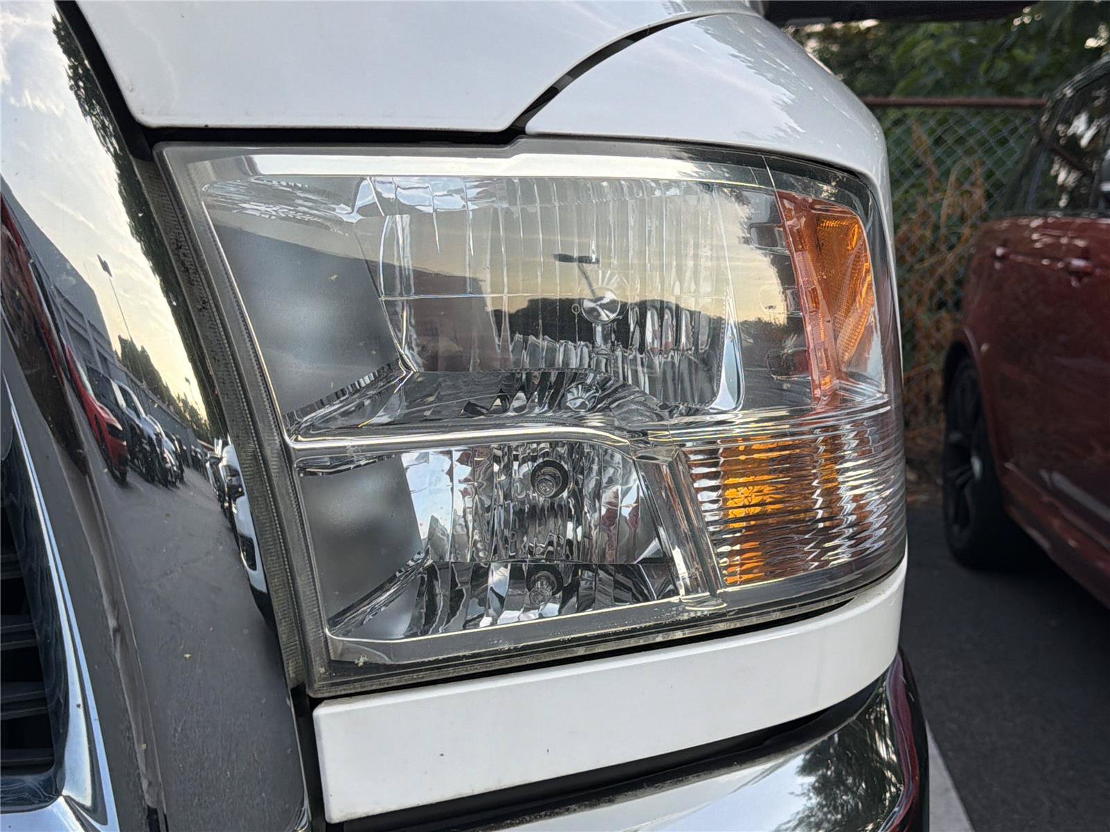 Used 2014 RAM 3500 Tradesman w/ Chrome Appearance Group AWD/4WD image 9
