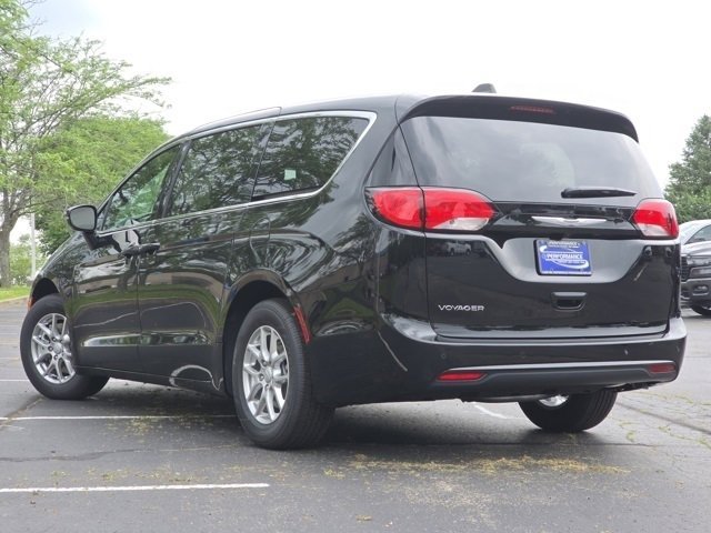 New 2025 Chrysler Voyager LX image 21