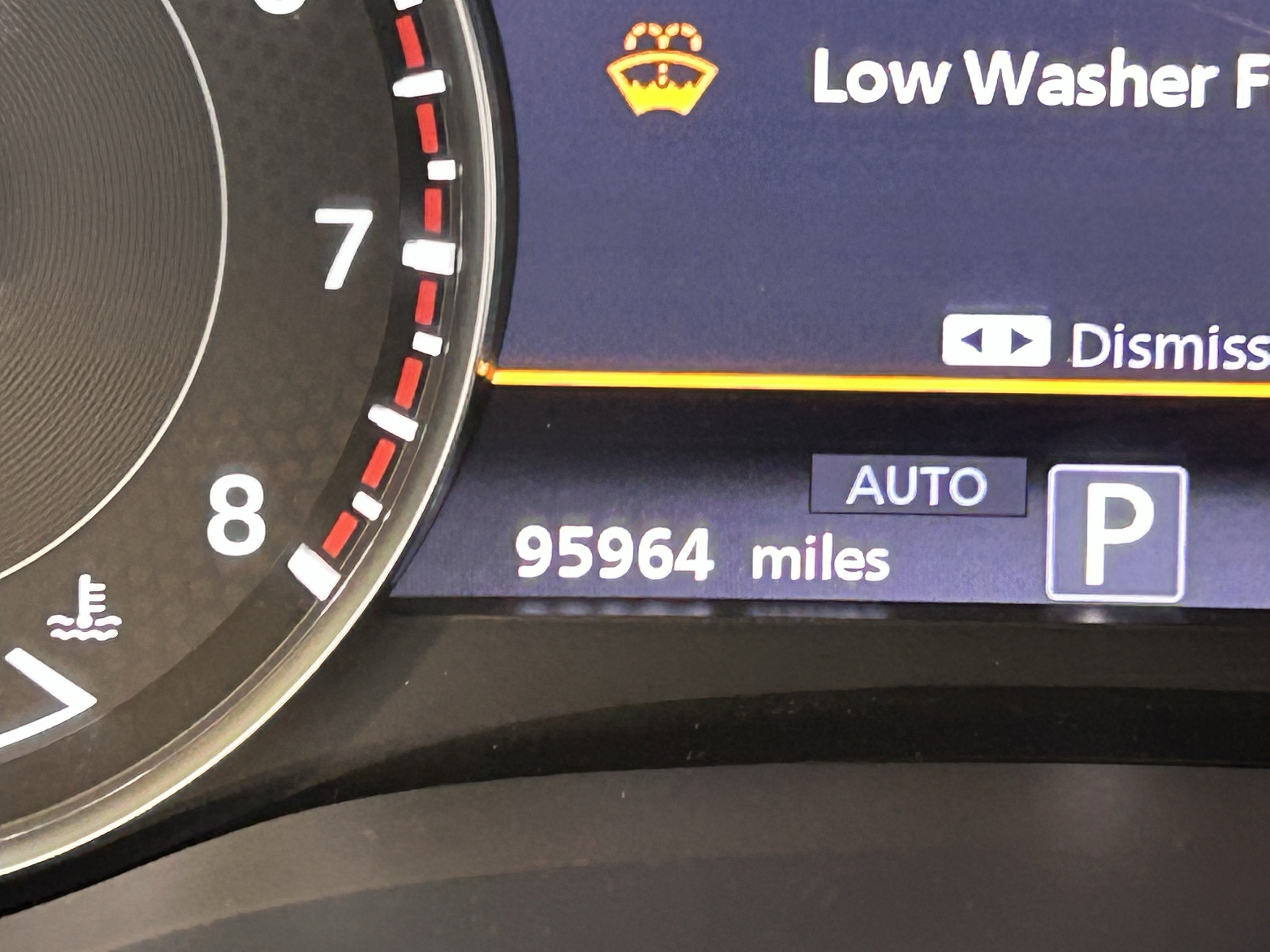 Used 2021 Nissan Armada SL w/ Captain's Chairs Package image 26