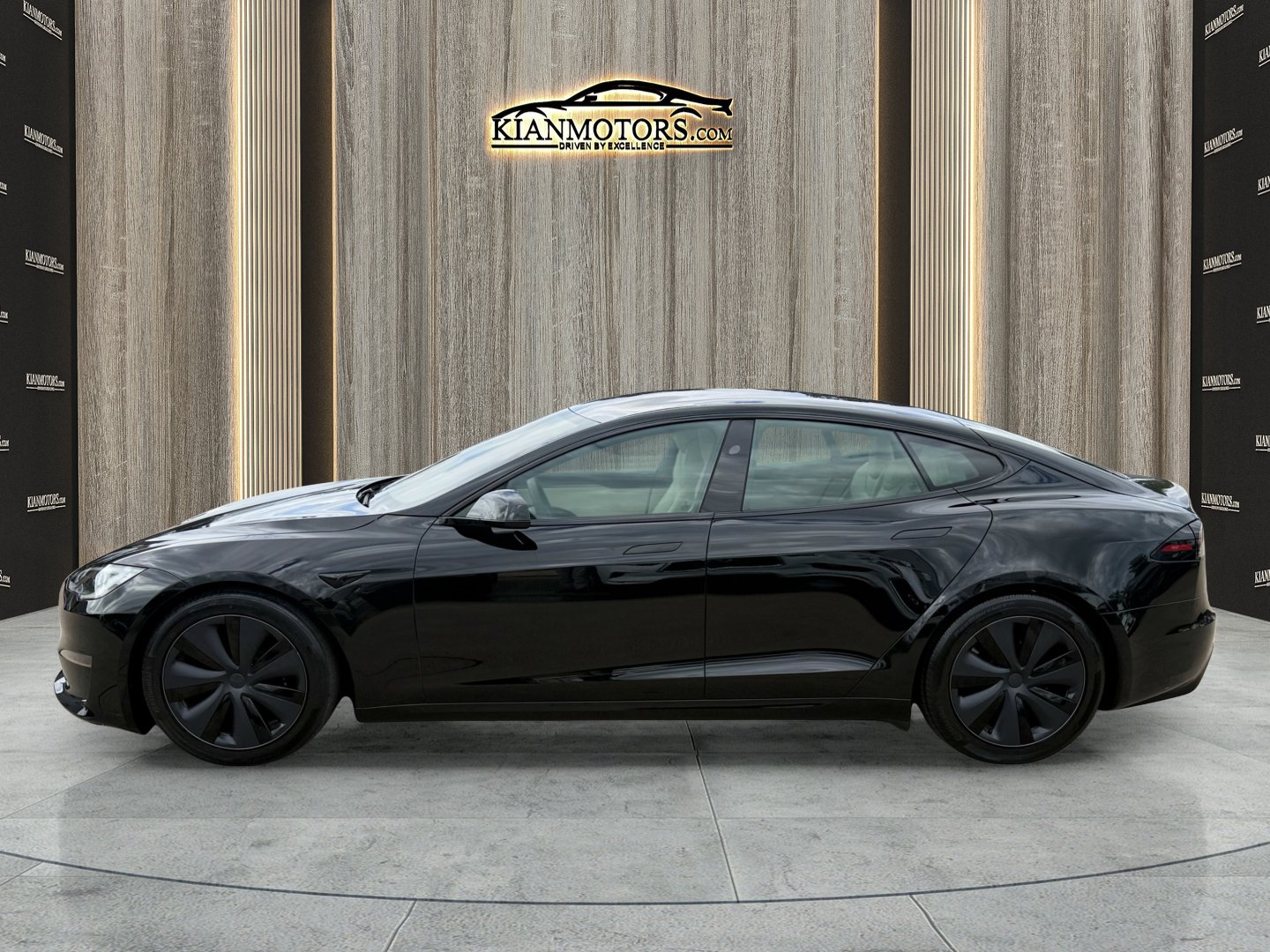 Used 2023 Tesla Model S AWD/4WD image 7