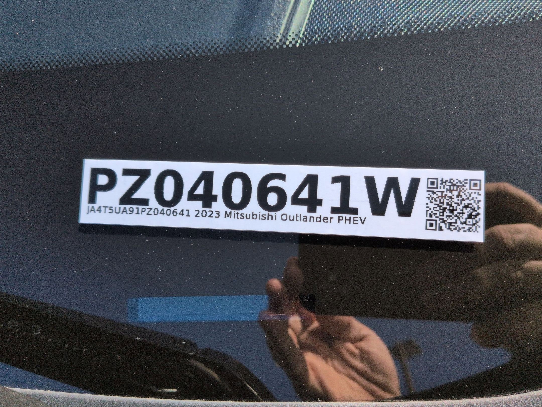Used 2023 Mitsubishi Outlander SE image 37