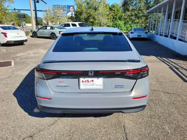 Used 2024 Honda Accord Sport image 9