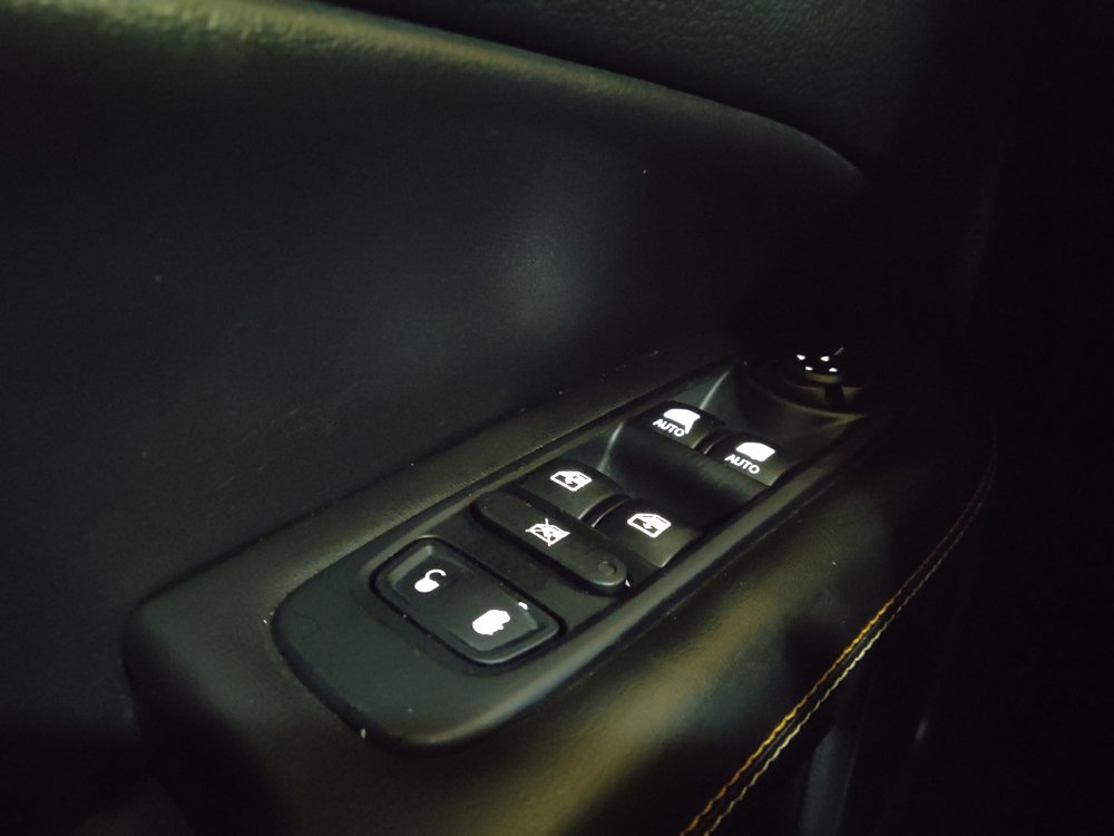 Used 2020 Jeep Compass Latitude w/ Popular Equipment Group FWD image 27