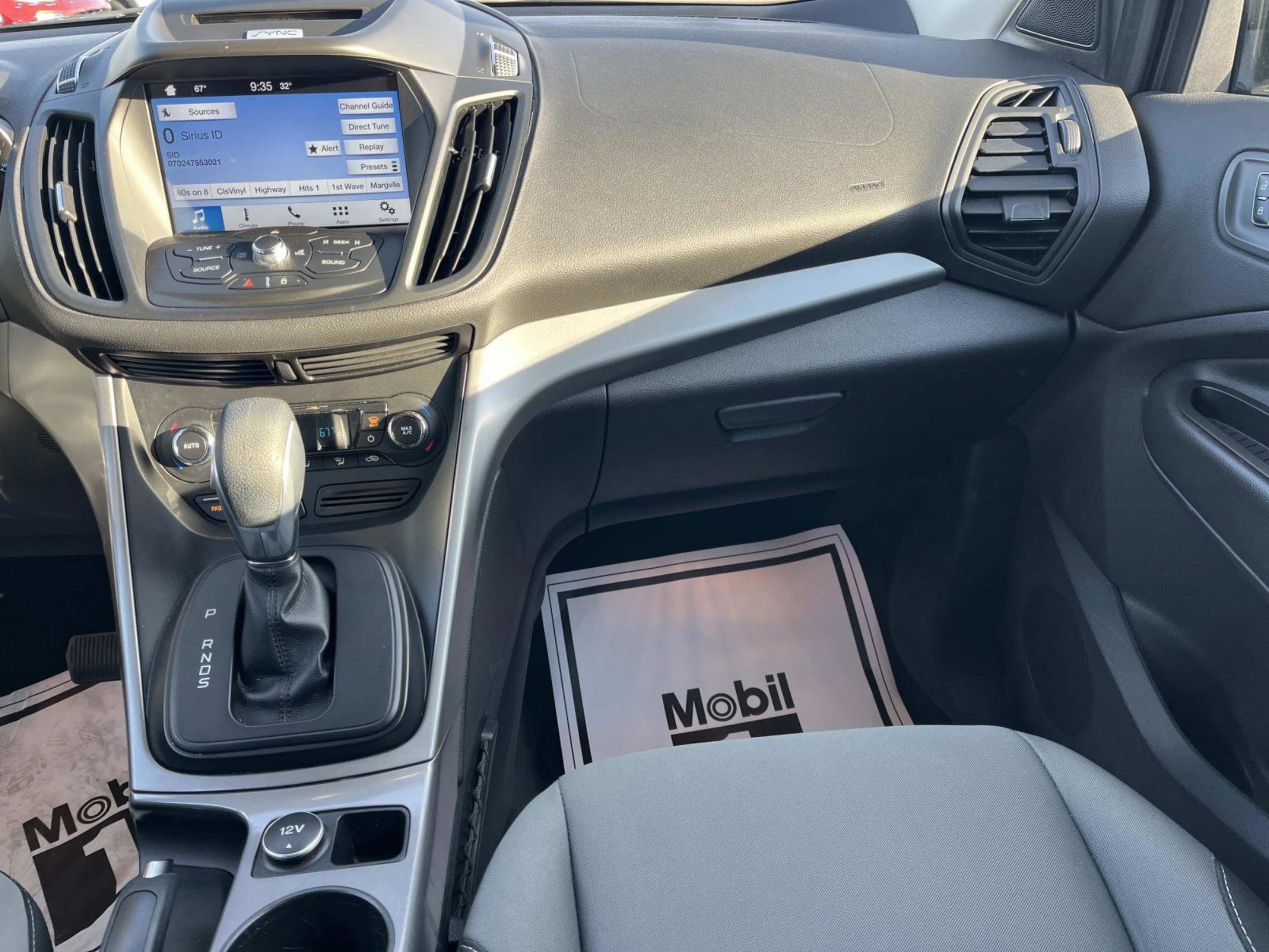 Used 2016 Ford Escape SE w/ Equipment Group 201A image 14