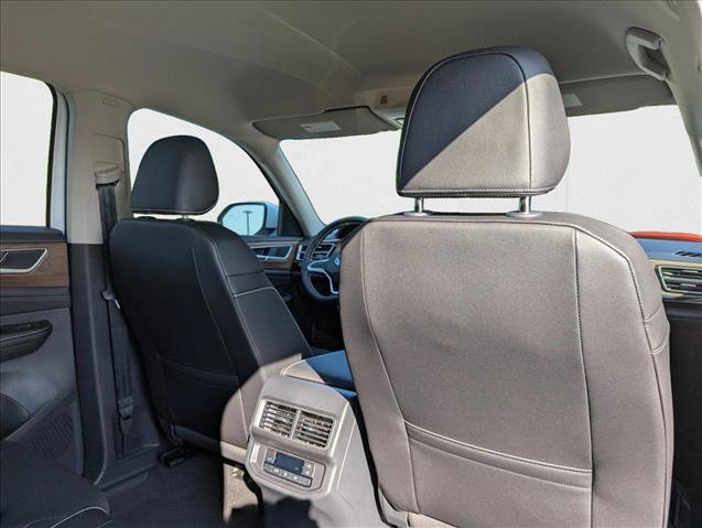 New 2026 Volkswagen Atlas SE FWD image 28