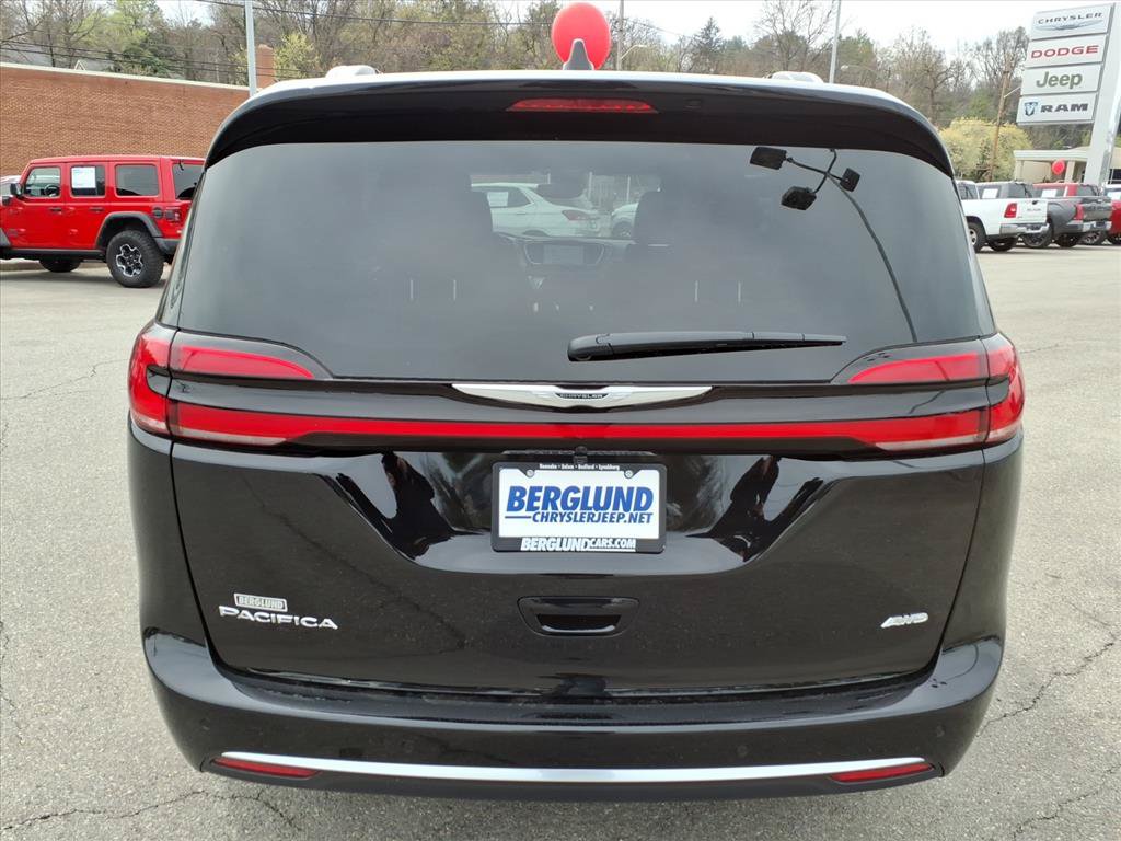 New 2026 Chrysler Pacifica Pinnacle AWD/4WD image 5