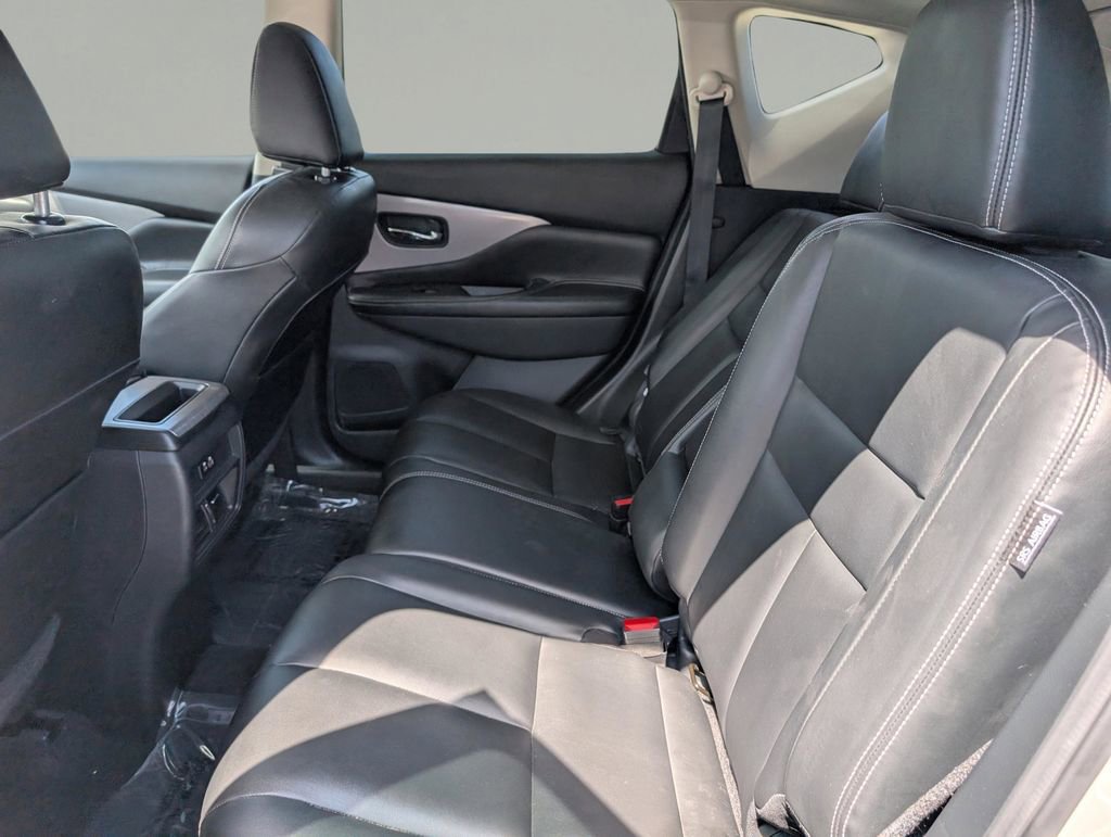 Used 2023 Nissan Murano SV FWD image 14