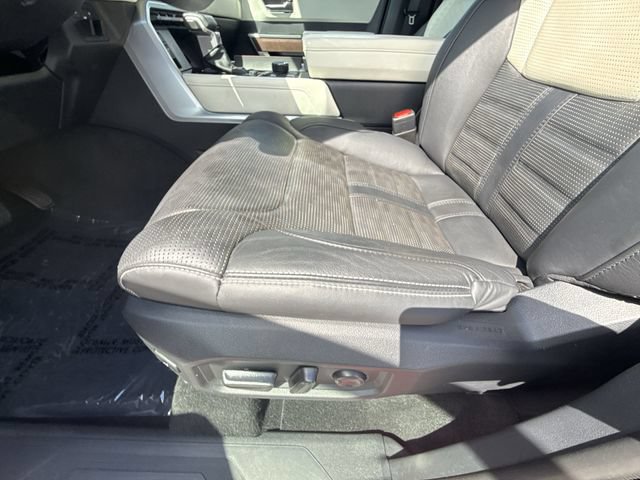 Used 2023 Toyota Sequoia Capstone AWD/4WD image 12