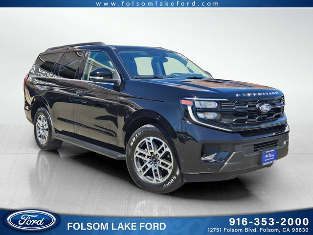 Certified 2025 Ford Expedition Active RWD image 1