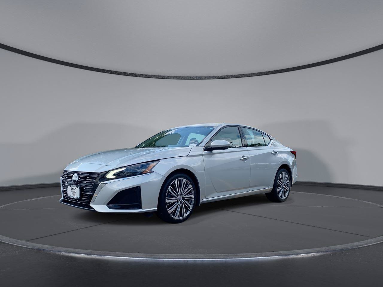 Used 2023 Nissan Altima 2.5 SL AWD/4WD image 4