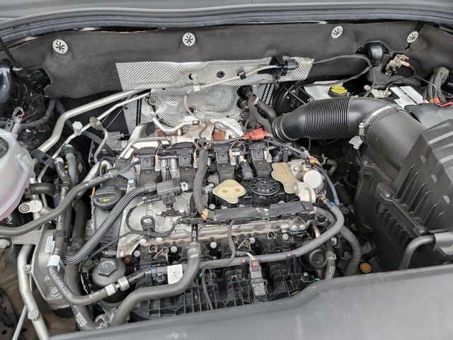 Used 2024 Volkswagen Atlas SEL Premium R-Line image 29