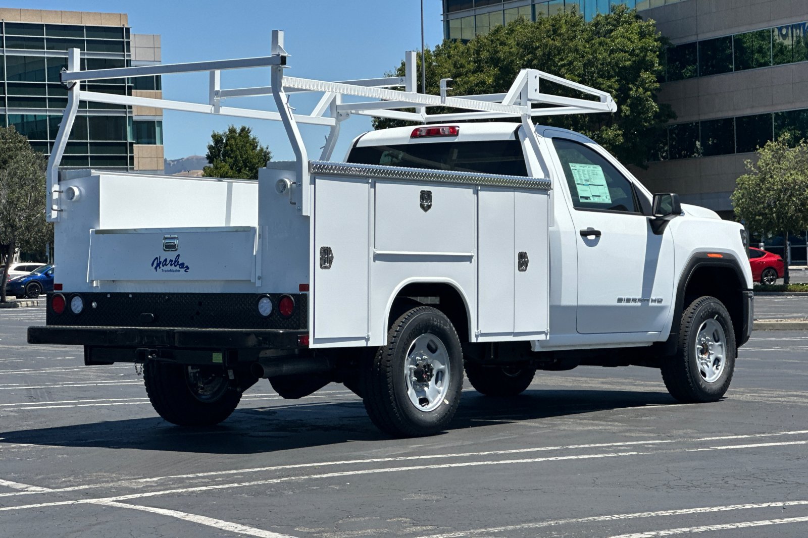 New 2026 GMC Sierra 2500 Pro w/ Convenience Package RWD image 4