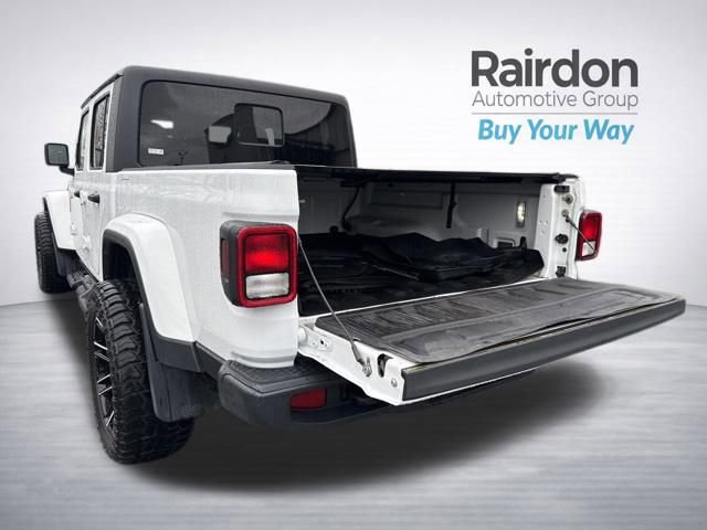Used 2021 Jeep Gladiator Willys image 17