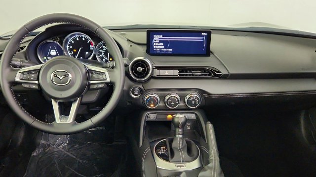 New 2026 MAZDA MX-5 Miata RF Grand Touring RWD image 24