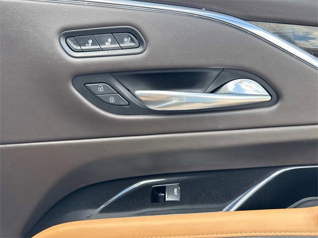 Used 2021 Cadillac Escalade Sport w/ Driver Assist Tech Package image 9