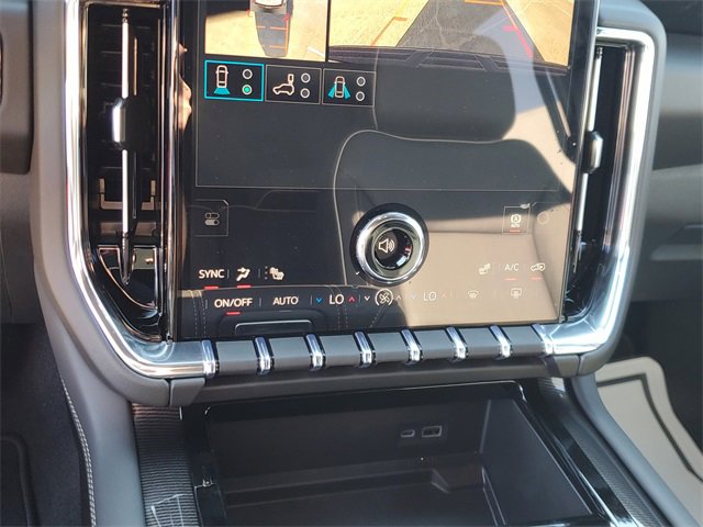 New 2026 GMC Yukon XL Elevation image 30