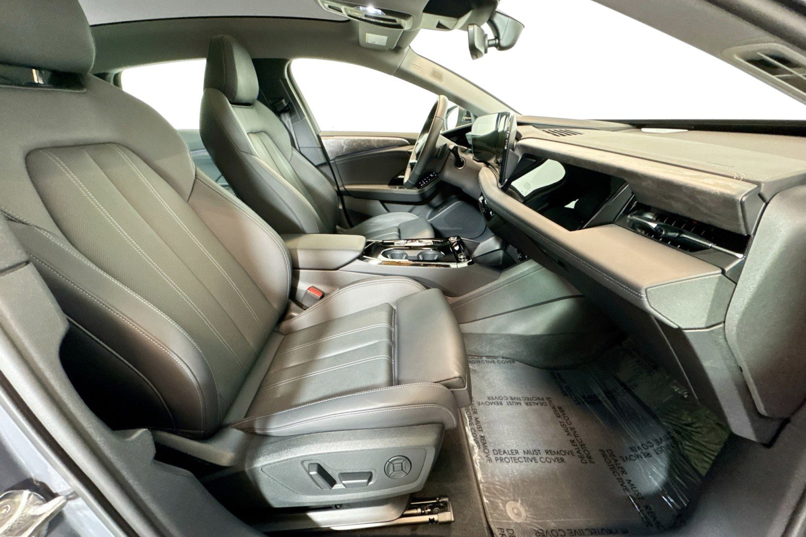 Used 2025 Audi A6 e-tron Premium Plus w/ Premium Plus image 26
