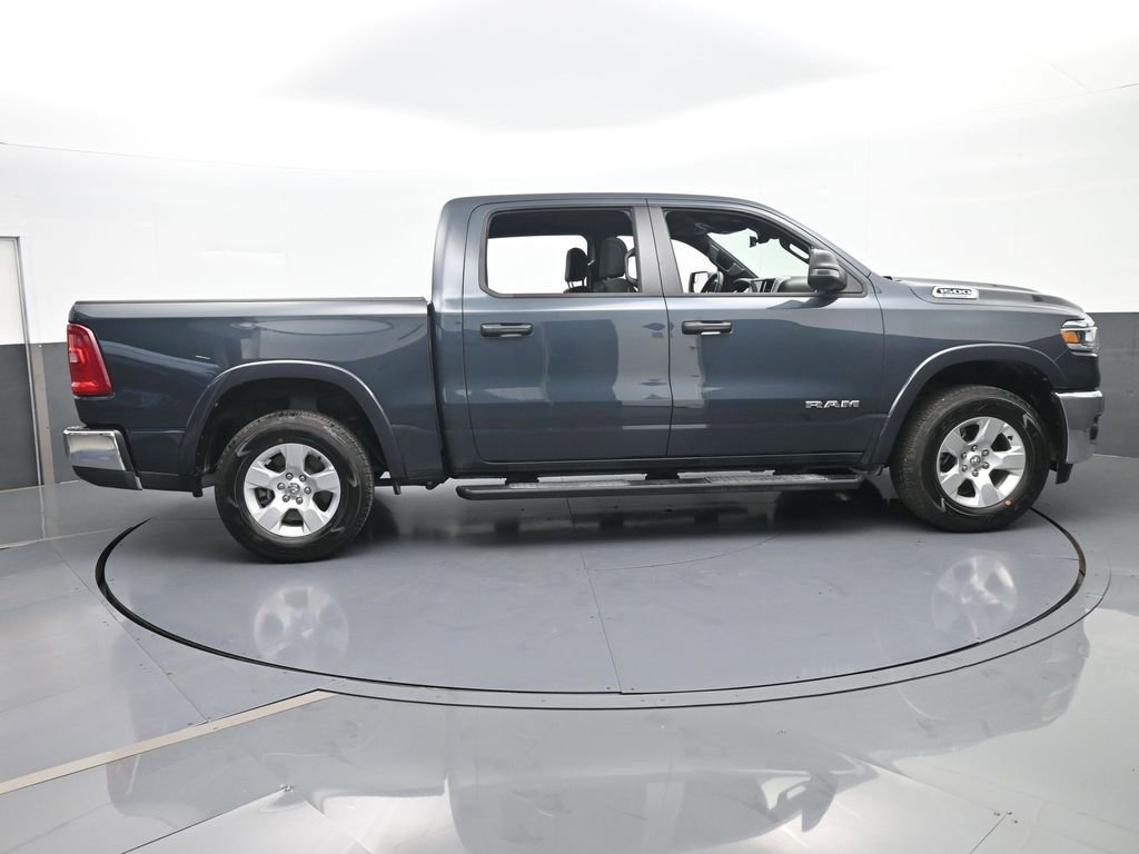 Used 2025 RAM 1500 Big Horn AWD/4WD image 7