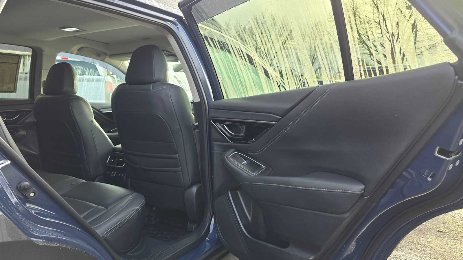 Used 2023 Subaru Outback Touring w/ Popular Package #2 image 14