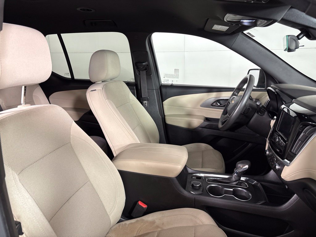 Used 2022 Chevrolet Traverse LS FWD image 20