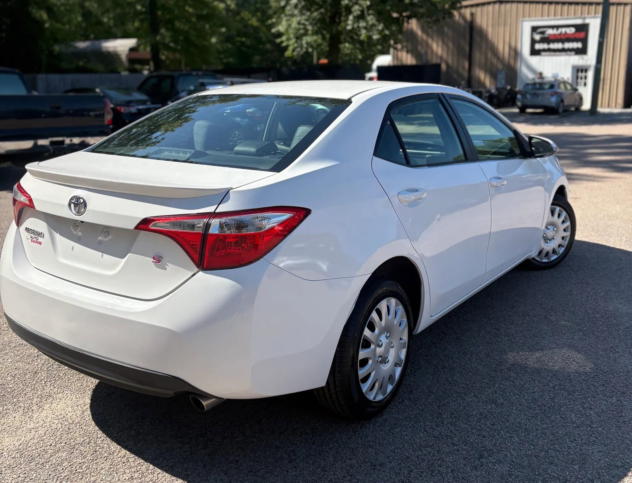 Used 2015 Toyota Corolla S FWD image 7