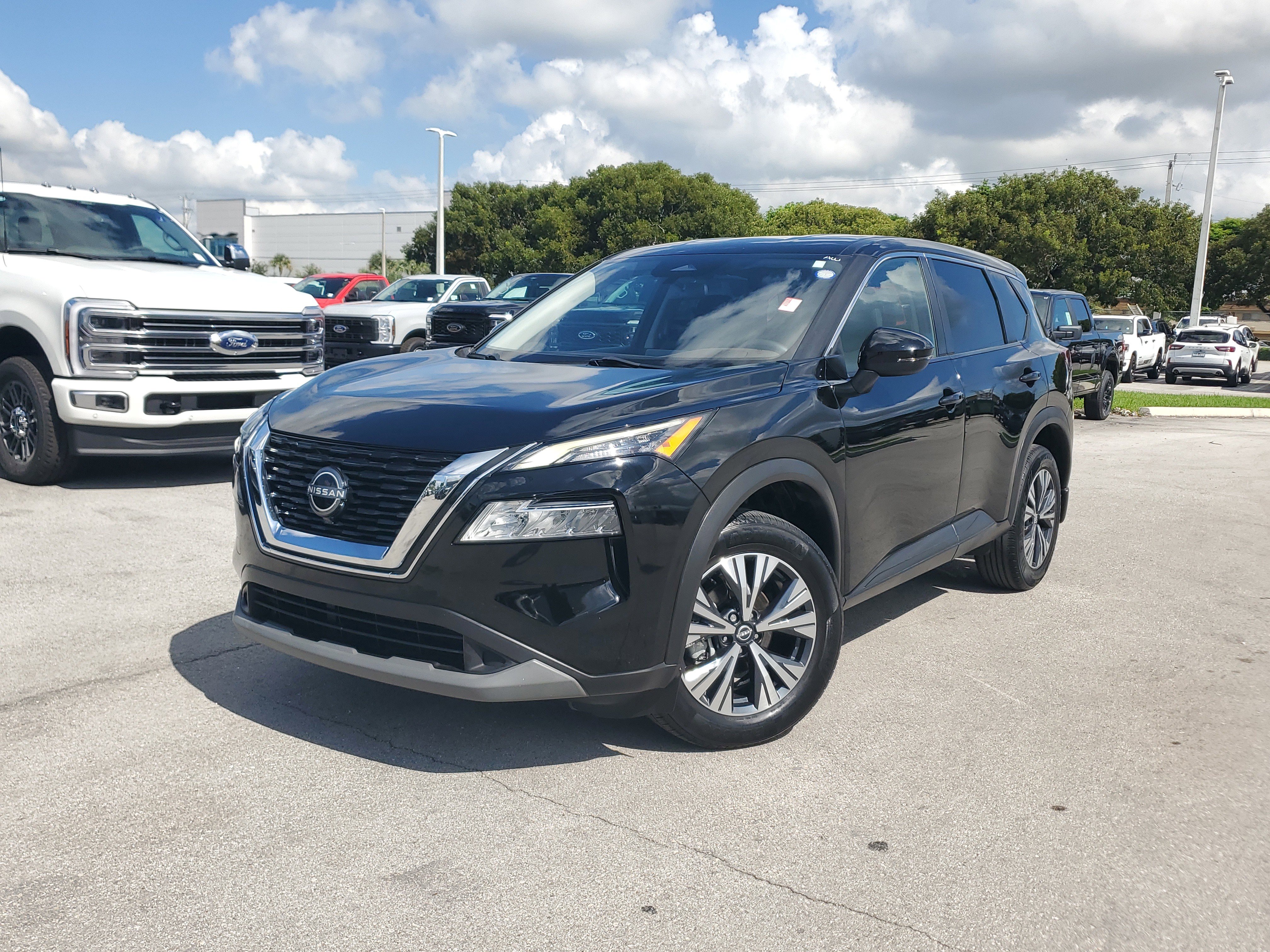 Used 2022 Nissan Rogue SV image 32