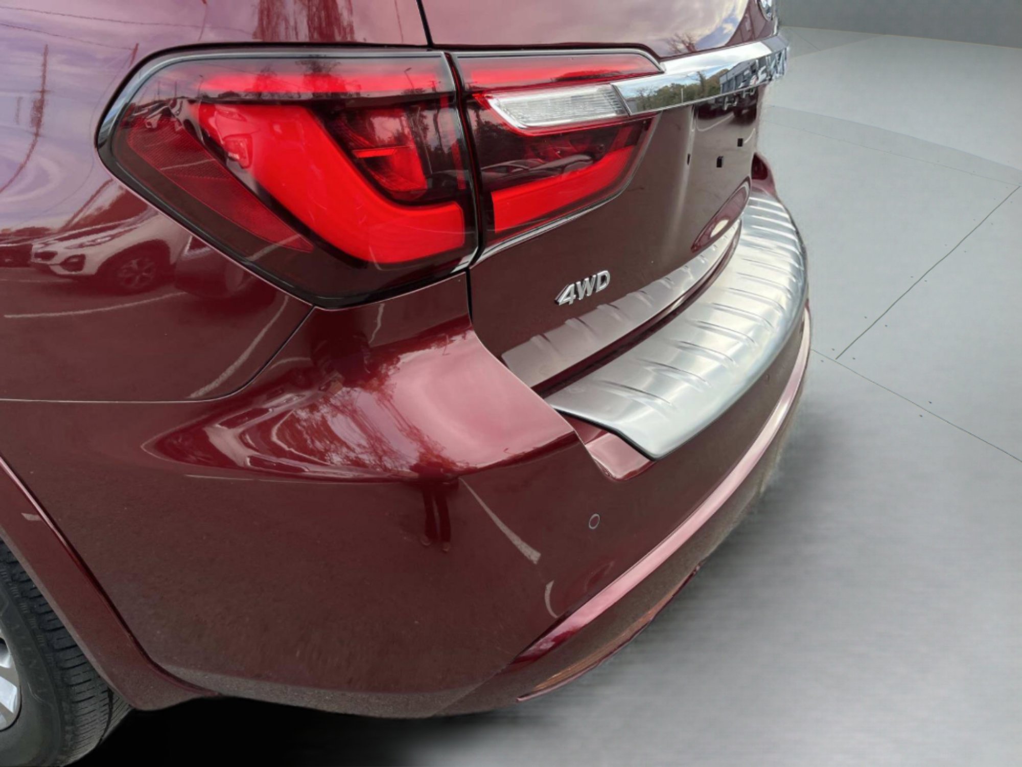 Used 2021 INFINITI QX80 Sensory w/ All-Season Package image 40