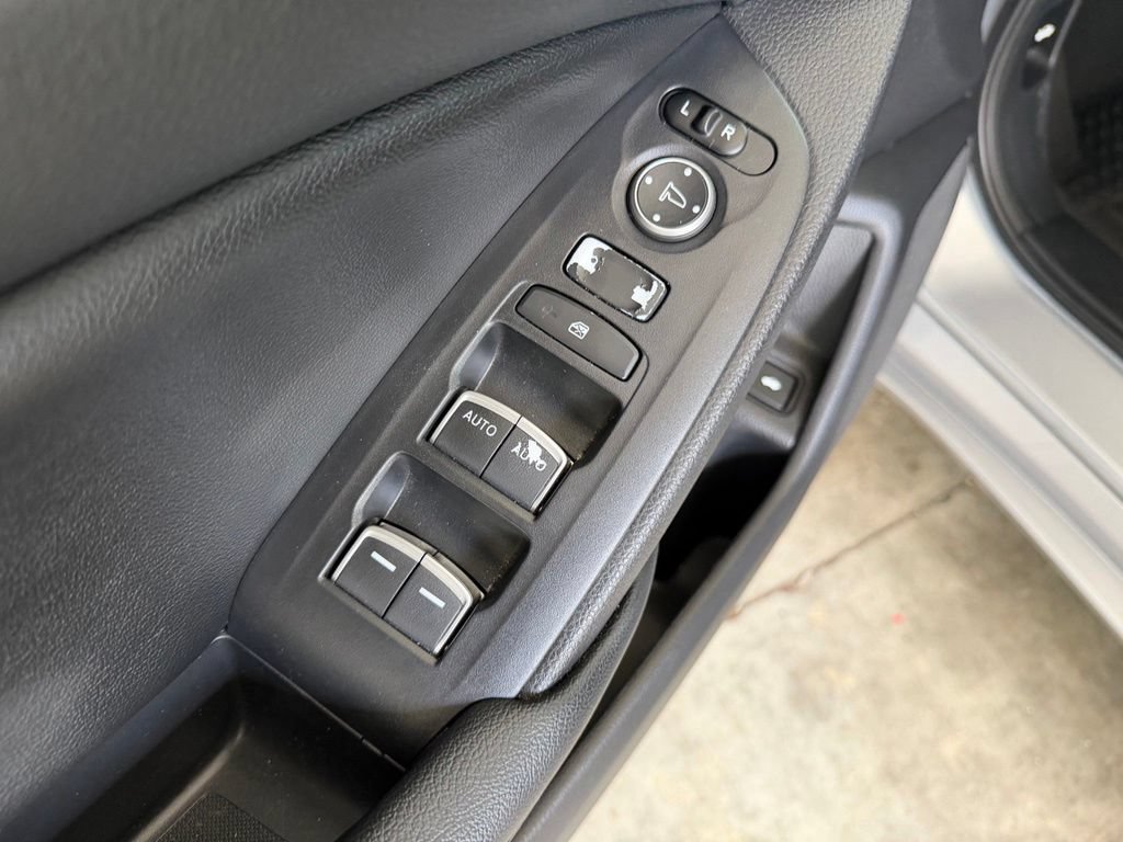 Used 2020 Honda Accord Sport image 31