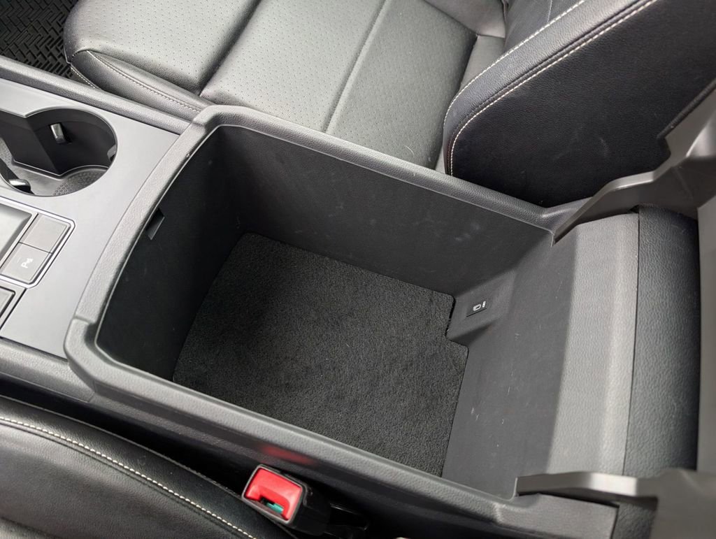 Used 2021 Volkswagen Atlas SE image 33