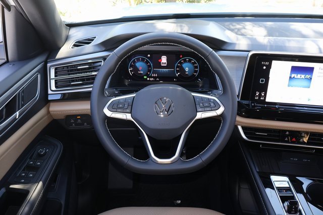 New 2026 Volkswagen Atlas Cross Sport SE image 14