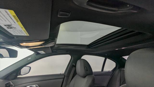 Used 2019 BMW 330i Sedan RWD image 16