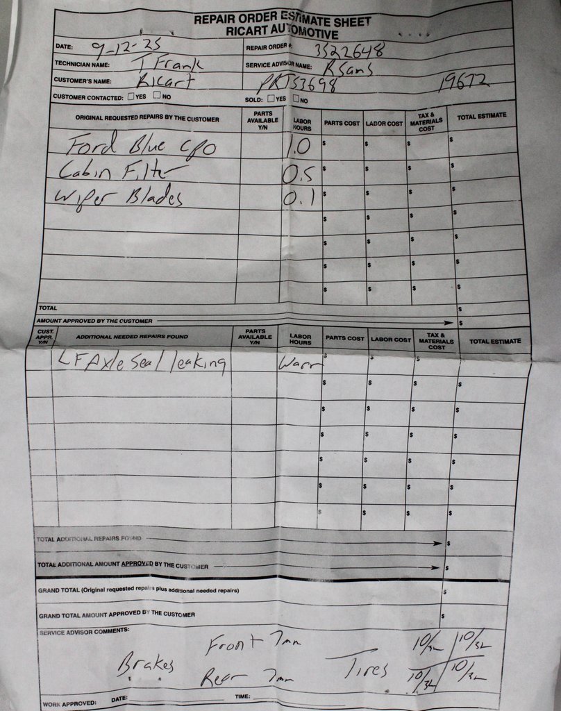 Used 2024 Chevrolet Traverse RS image 5