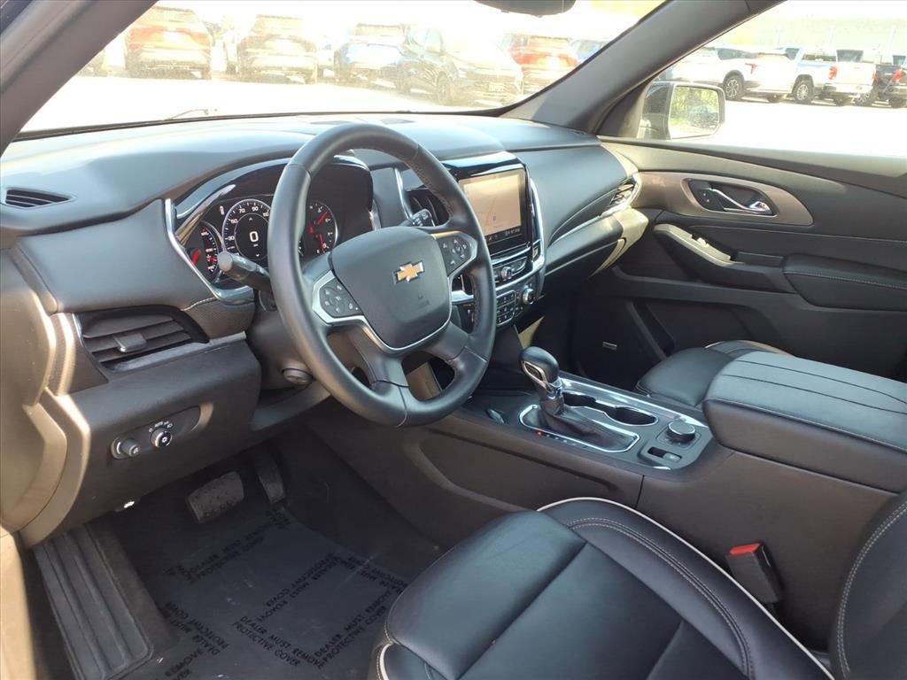 Used 2023 Chevrolet Traverse Premier AWD/4WD image 13