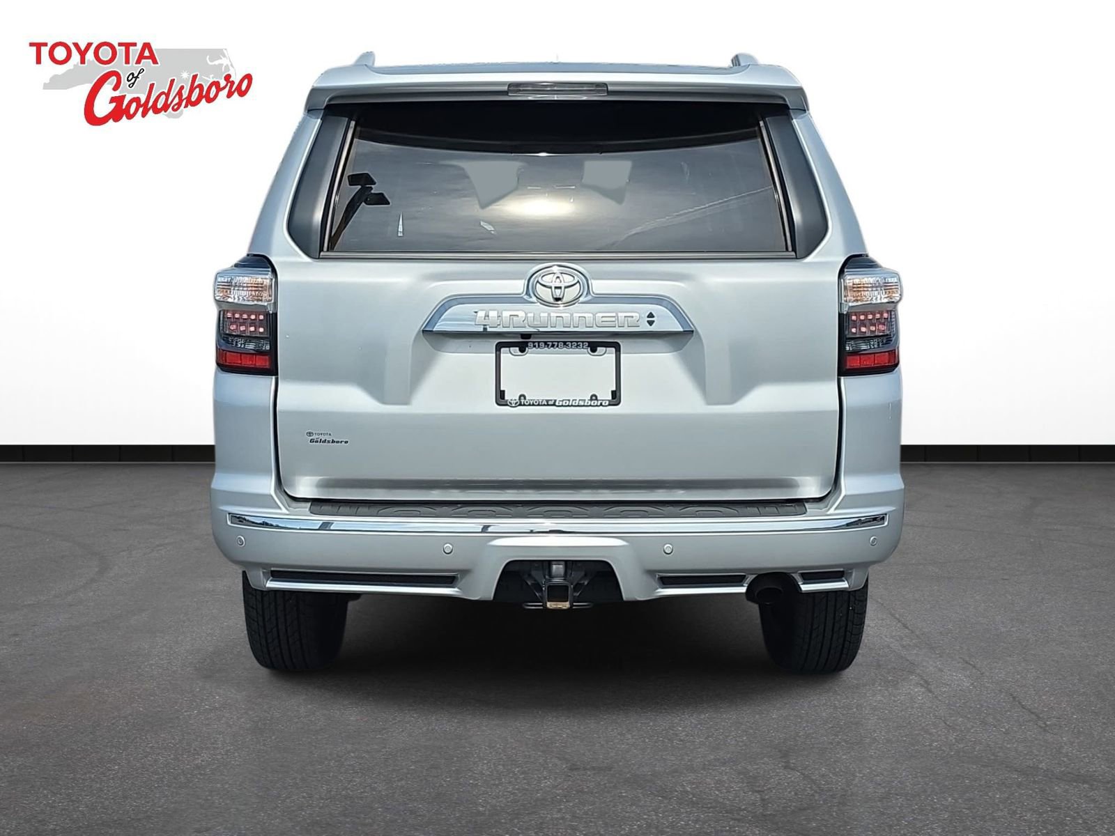 Used 2024 Toyota 4Runner Limited image 6