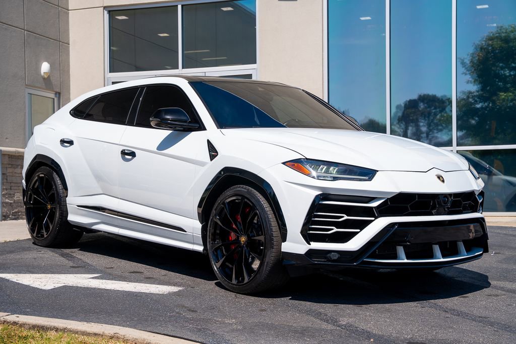 Used 2022 Lamborghini Urus AWD/4WD image 8
