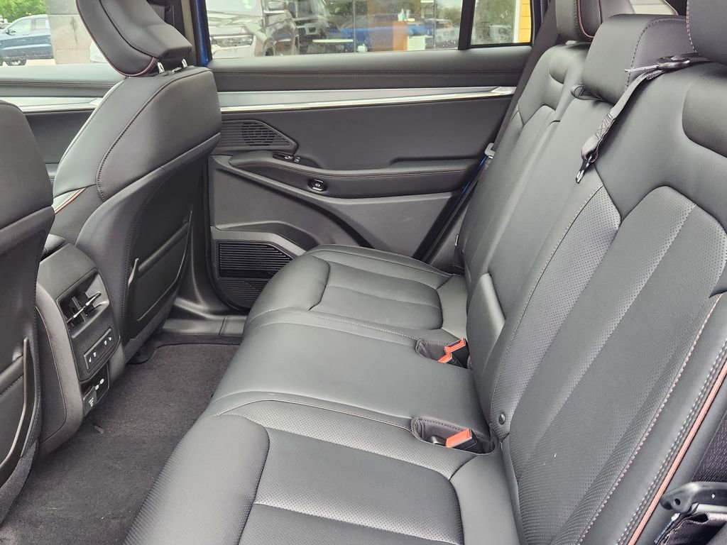 New 2025 Jeep Wagoneer S Launch Edition image 10