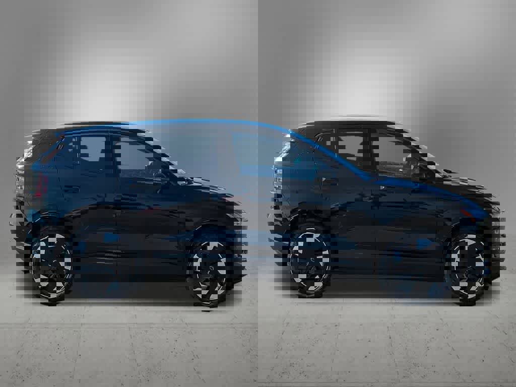 New 2025 Volvo EX30 Plus w/ Protection Package Premier image 7