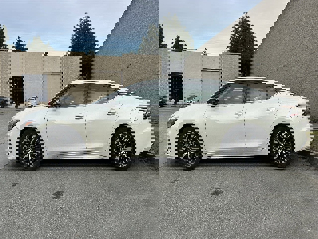 Certified 2023 Nissan Maxima SV w/ Floor Mat Group image 3