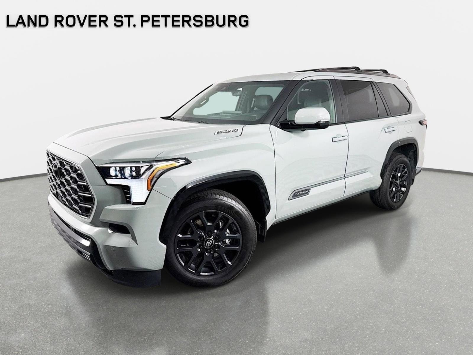 Used 2025 Toyota Sequoia Platinum AWD/4WD image 1